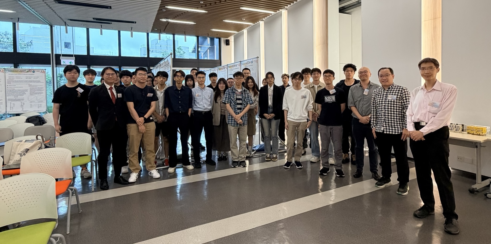 Group photo of students and faculty members who joined The 9th UROP Mini-conference
